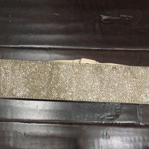 Beige belt